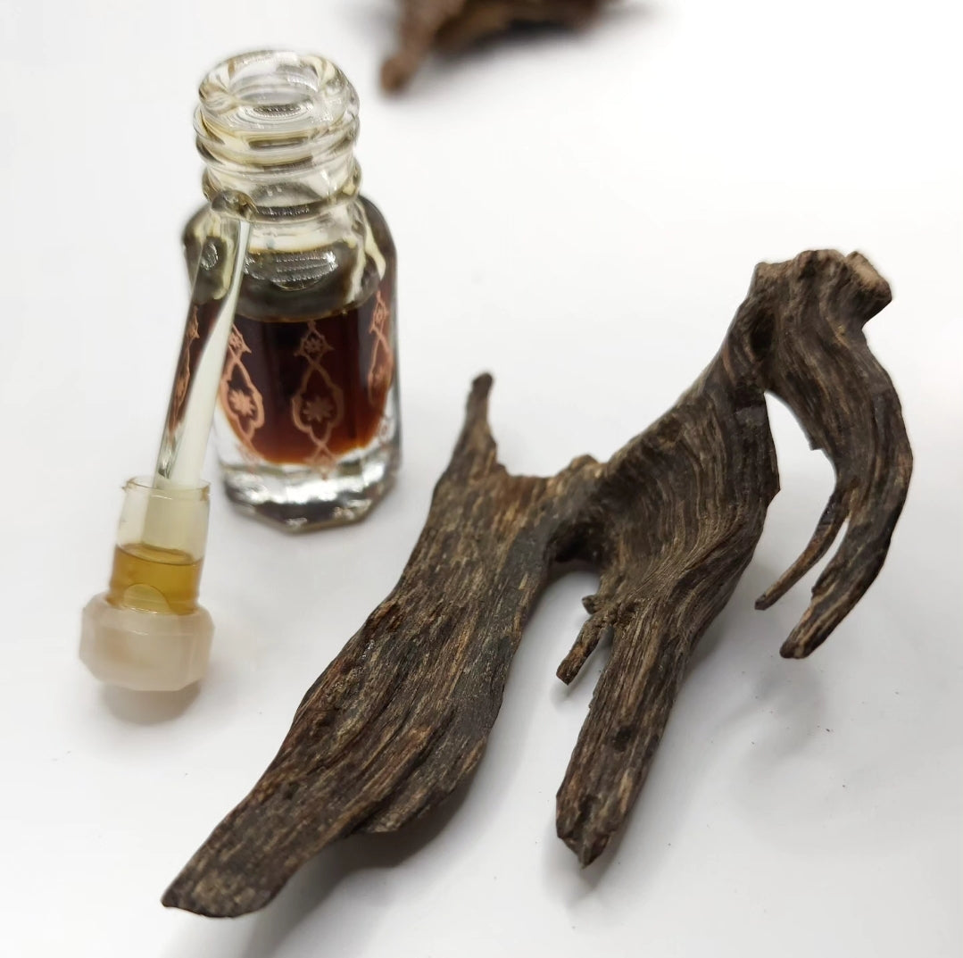 دهن عود إمفال